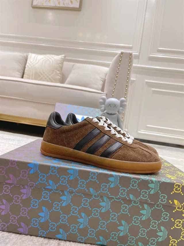 G*u*i gazelle sneaker - gc105