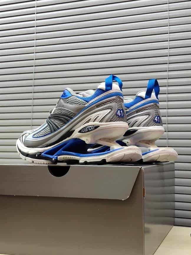 Ba*len*cia*ga men's x-pander sneaker - bb179