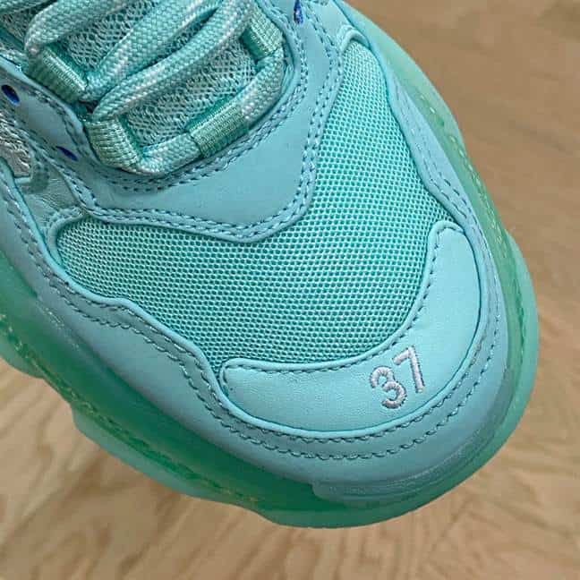 Ba*len*cia*ga men's triple s sneaker clear sole - bb187