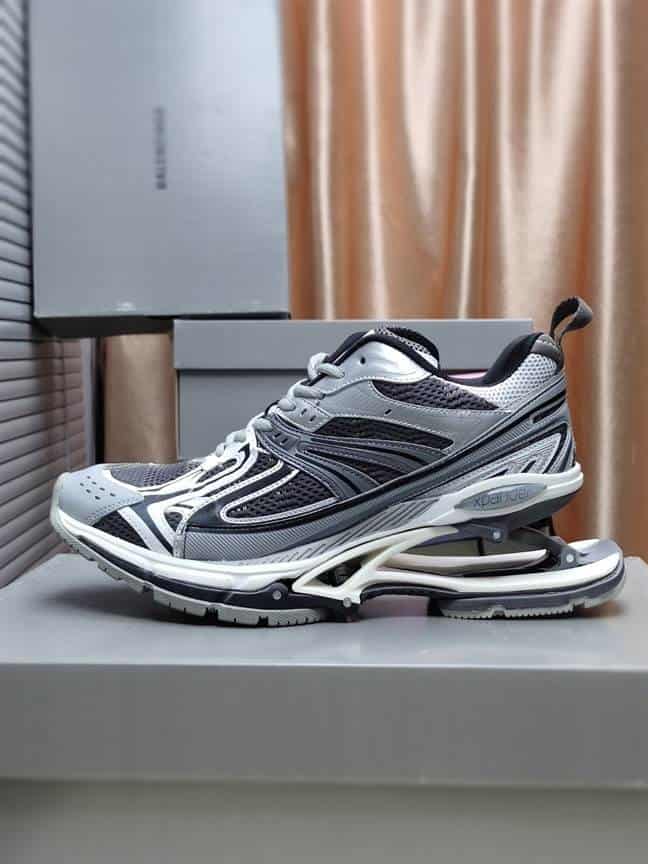 Ba*len*cia*ga men's x-pander sneaker - bb183