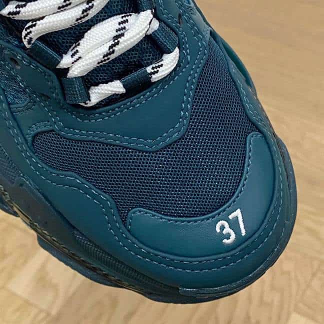 Ba*len*cia*ga men's triple s sneaker clear sole - bb186