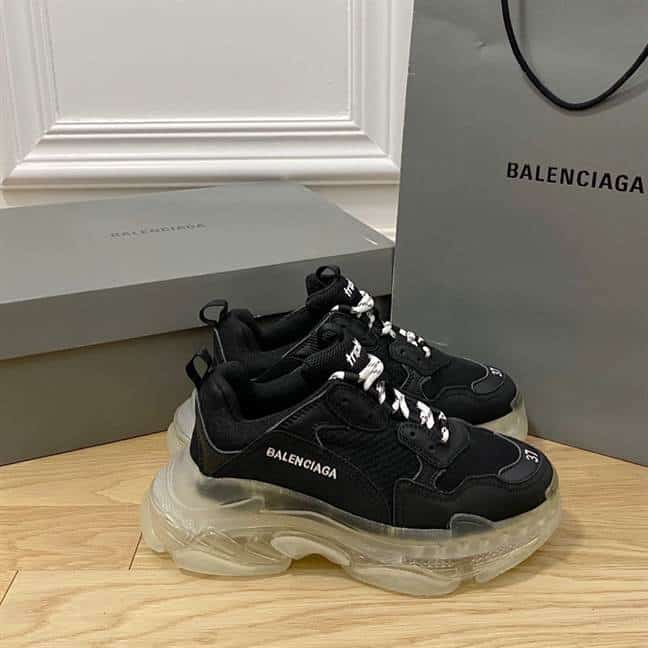 Ba*len*cia*ga men's triple s sneaker clear sole - bb200