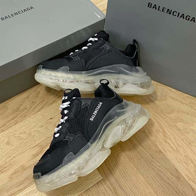 Ba*len*cia*ga men's triple s sneaker clear sole - bb200
