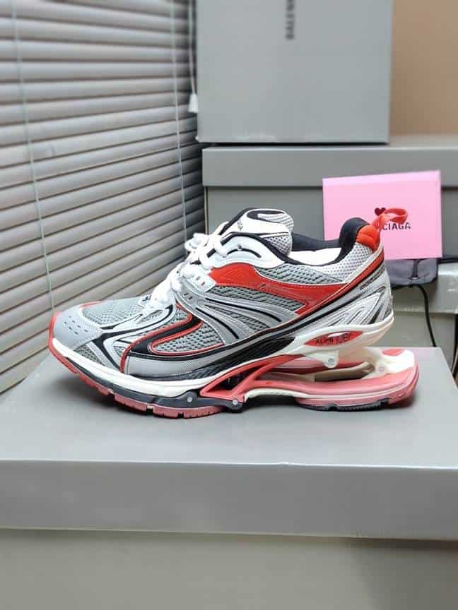 Ba*len*cia*ga men's x-pander sneaker - bb182