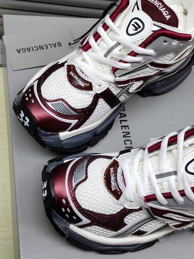 Ba*len*cia*ga men's runner sneaker - bb180