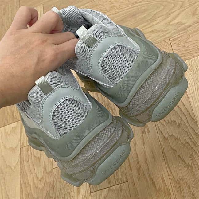 Ba*len*cia*ga men's triple s sneaker clear sole - bb197