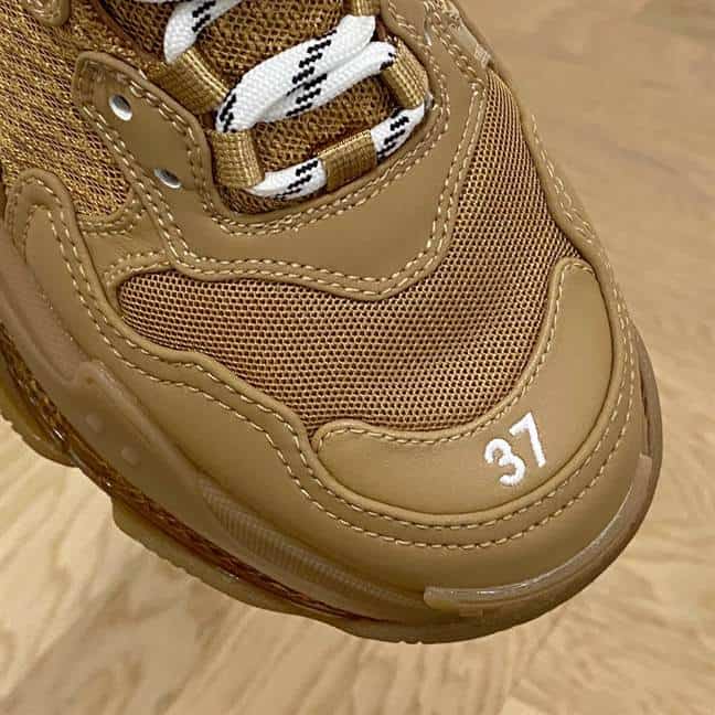 Ba*len*cia*ga men's triple s sneaker clear sole - bb184