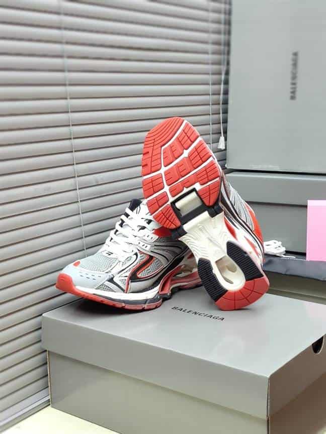 Ba*len*cia*ga men's x-pander sneaker - bb182