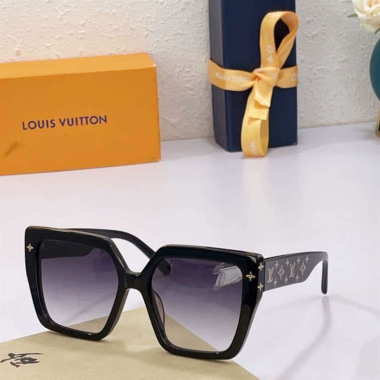 LV SUNGLASSES - GLVT22