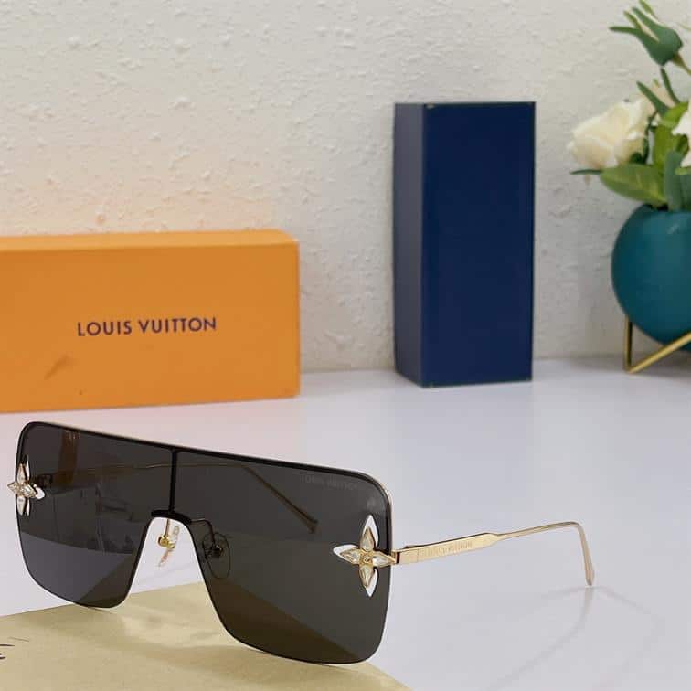 LV SUNGLASSES - GLVT20