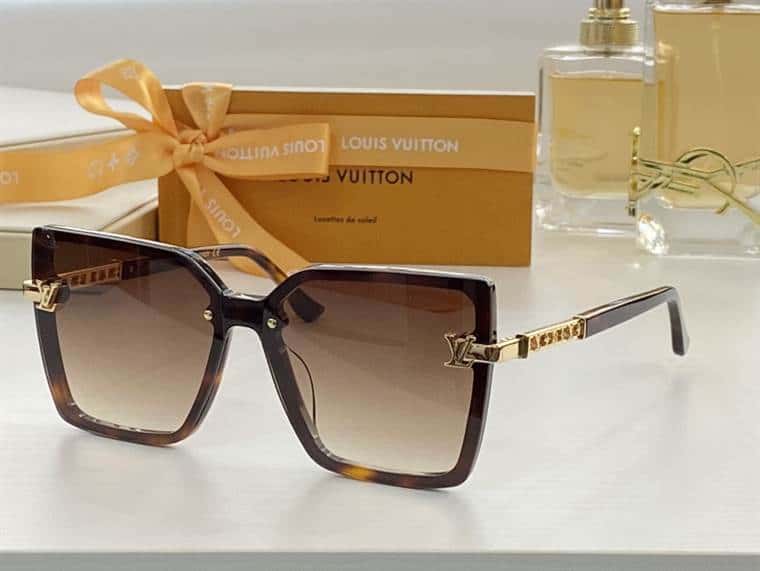LV SUNGLASSES - GLVT23