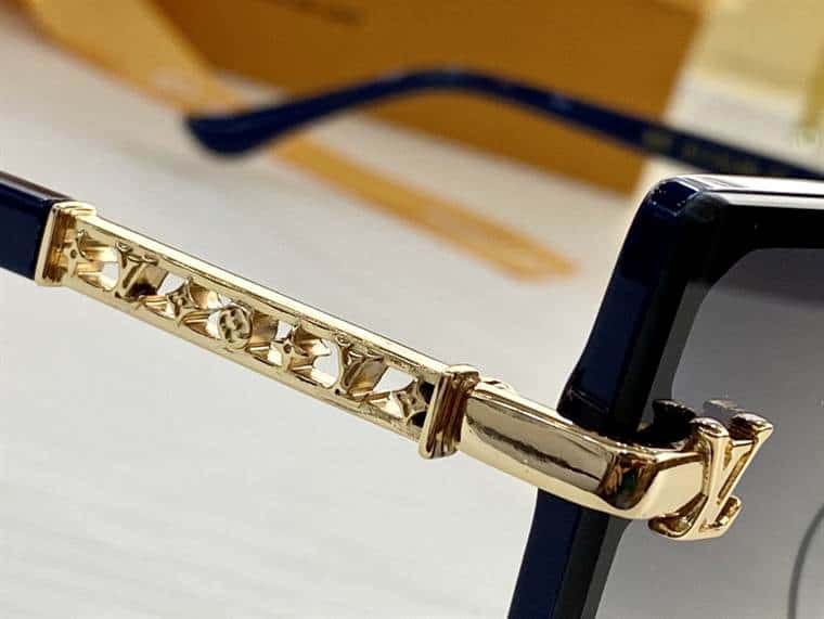 LV SUNGLASSES - GLVT23