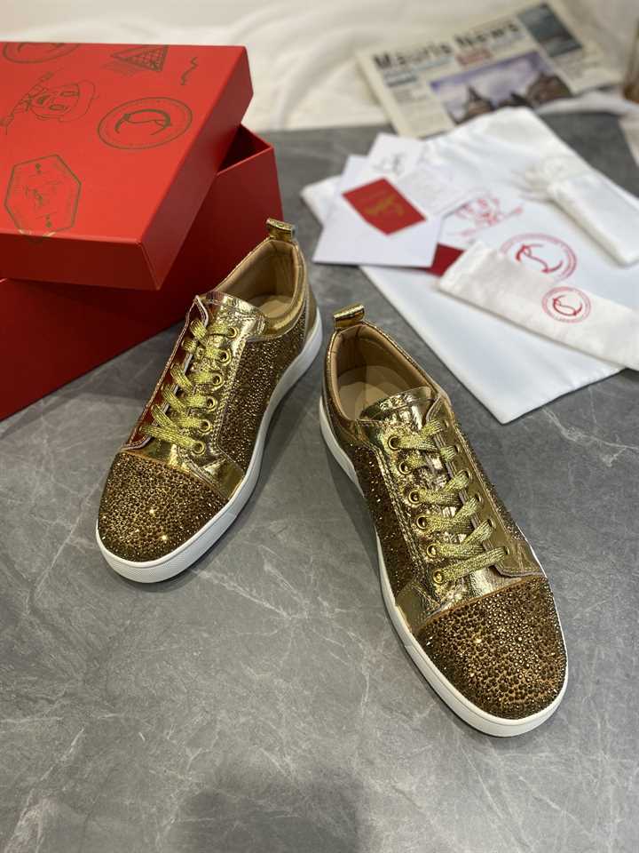 Ch**an louboutin low top sneaker - cl153