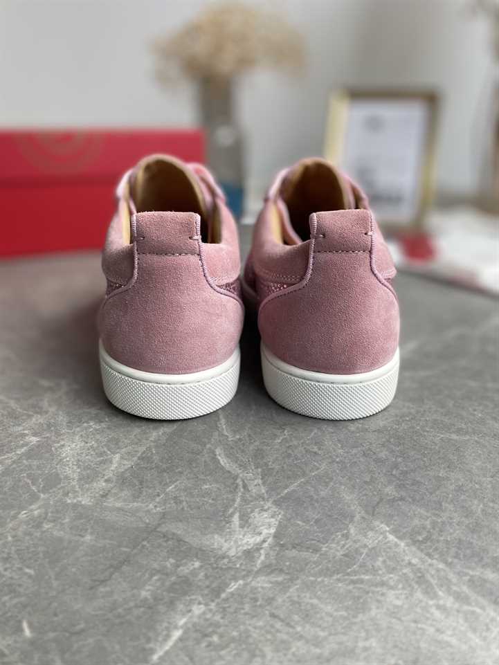 Ch**an louboutin low top sneaker - cl167