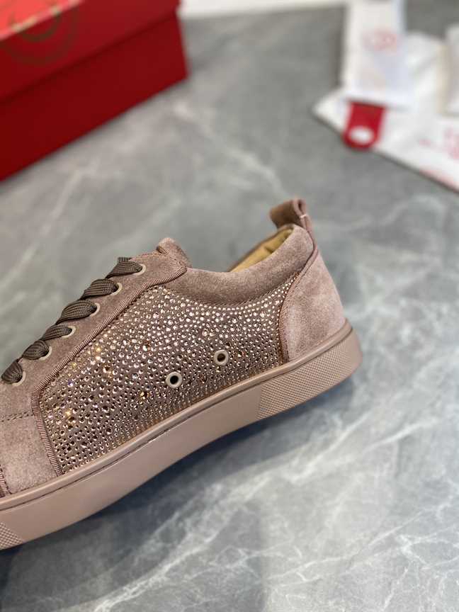 Ch**an louboutin low top sneaker - cl168