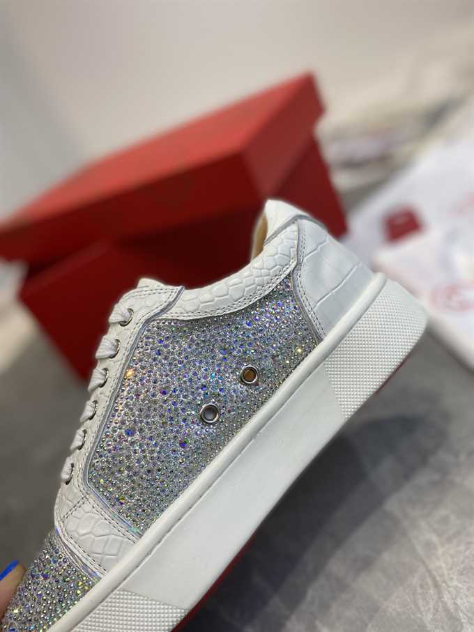 Ch**an louboutin low top sneaker - cl157