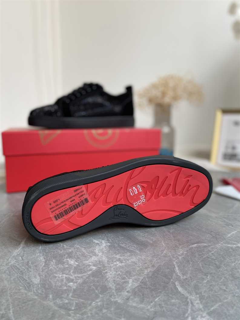 Ch**an louboutin low top sneaker - cl169
