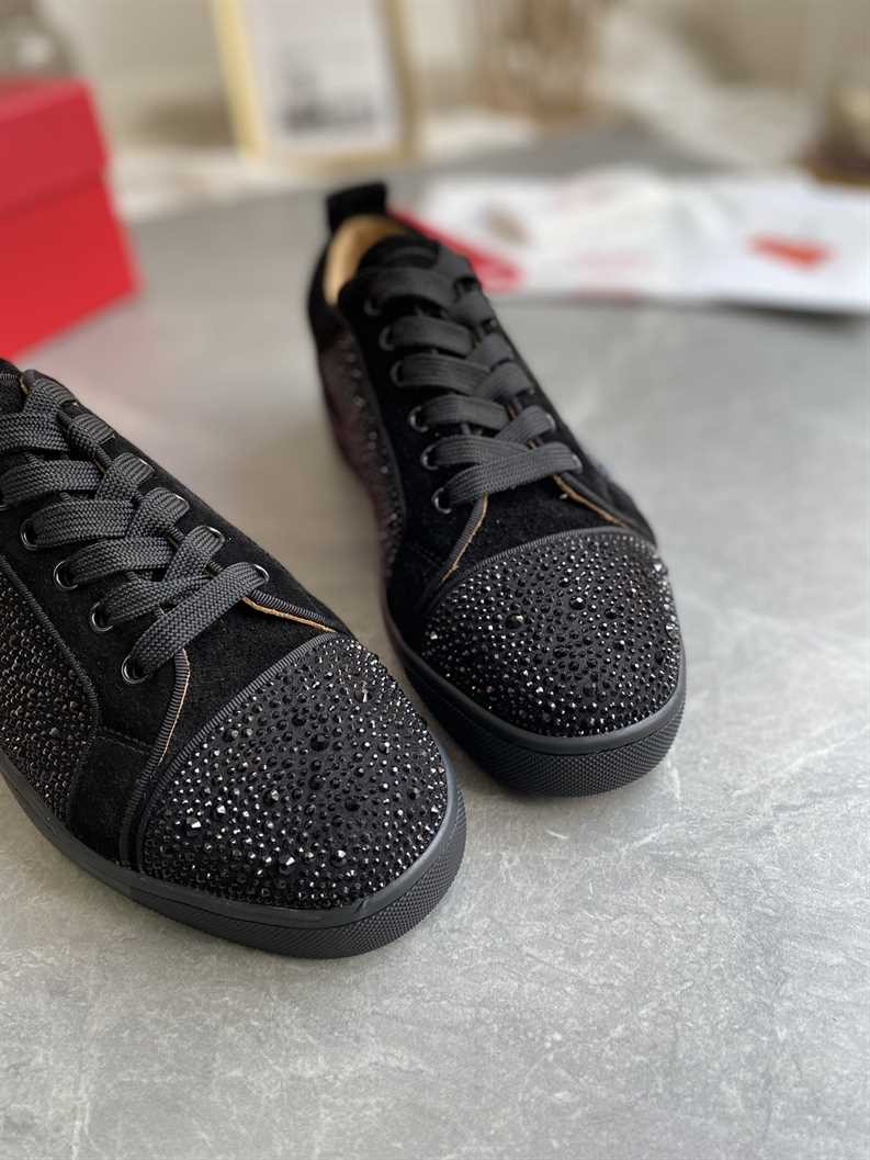 Ch**an louboutin low top sneaker - cl169