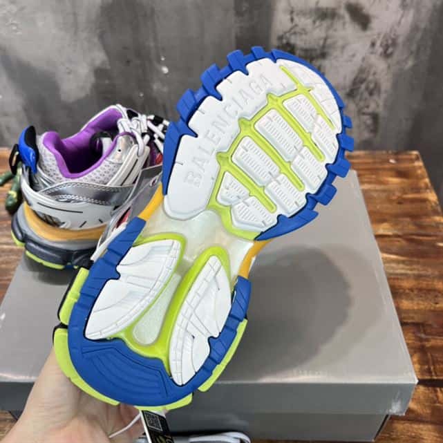 Ba*len*cia*ga men's track trainers in silver - bb208