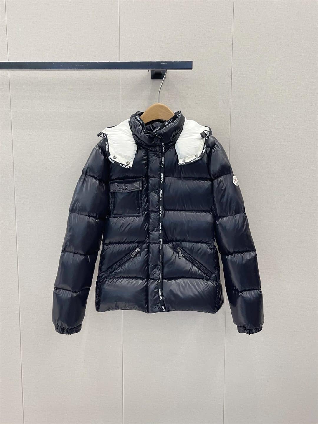 MONCLER JACKET - MJ004
