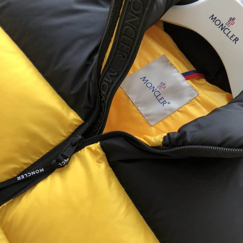 MONCLER JACKET - MJ018