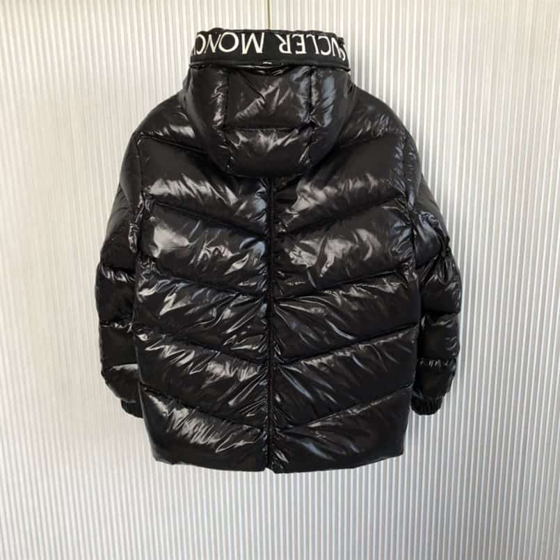 MONCLER JACKET - MJ024