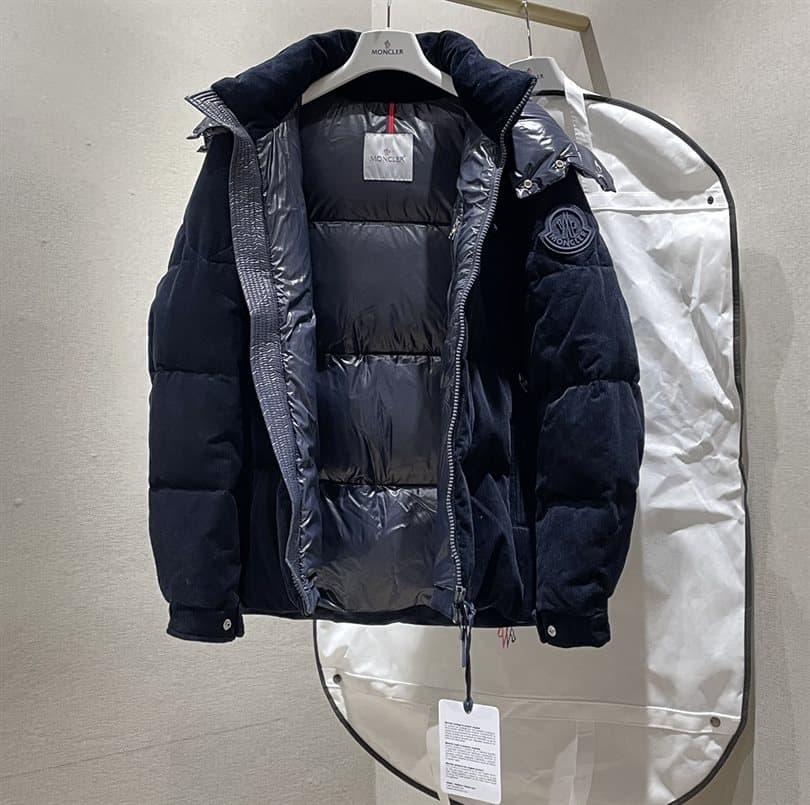 MONCLER JACKET - MJ025
