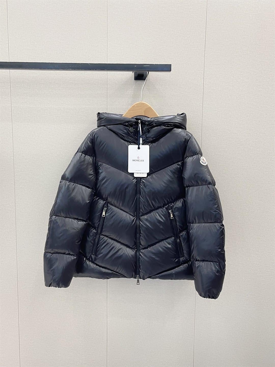 MONCLER JACKET - MJ026