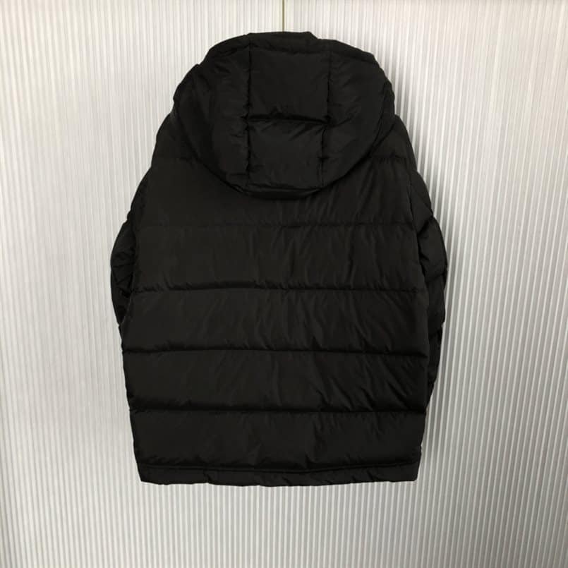 MONCLER JACKET - MJ037