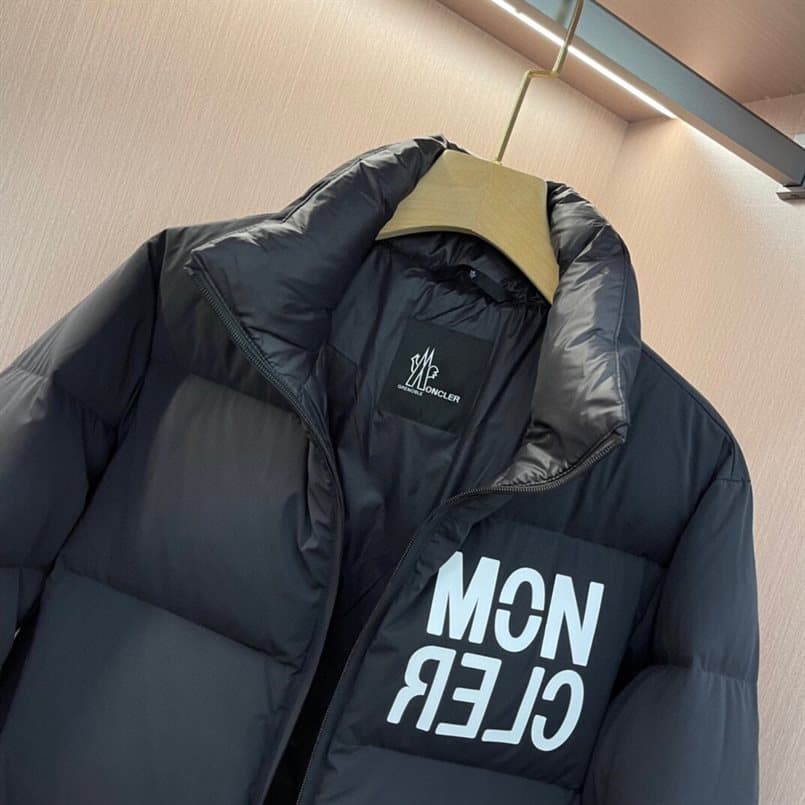 MONCLER JACKET - MJ047
