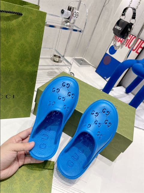 G*u*i wonmen's platform perforated g sandal - sdg014