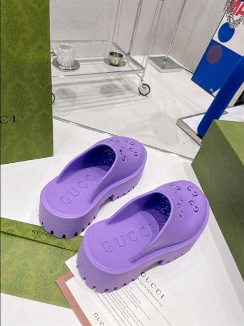 G*u*i wonmen's platform perforated g sandal - sdg015