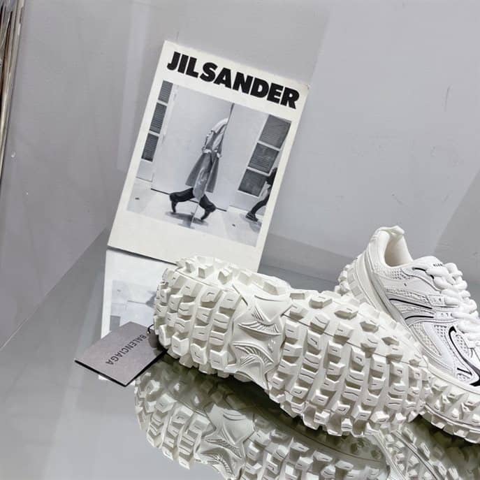 Ba*len*cia*ga men's defender trainers - bb225