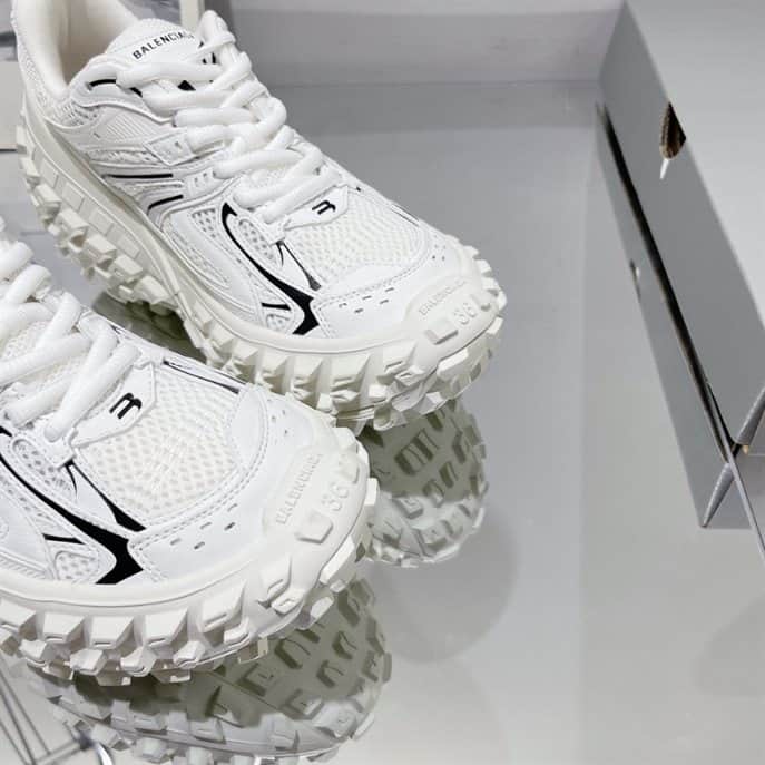 Ba*len*cia*ga men's defender trainers - bb225