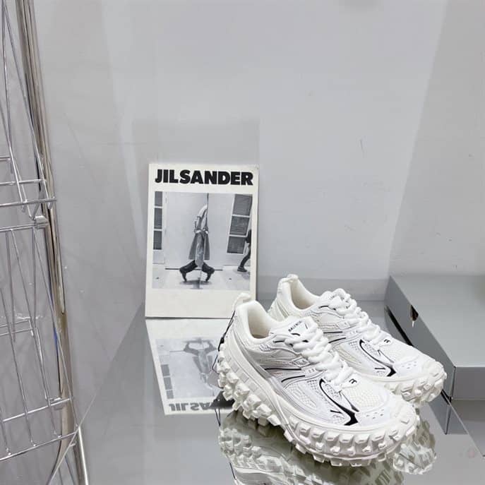 Ba*len*cia*ga men's defender trainers - bb225