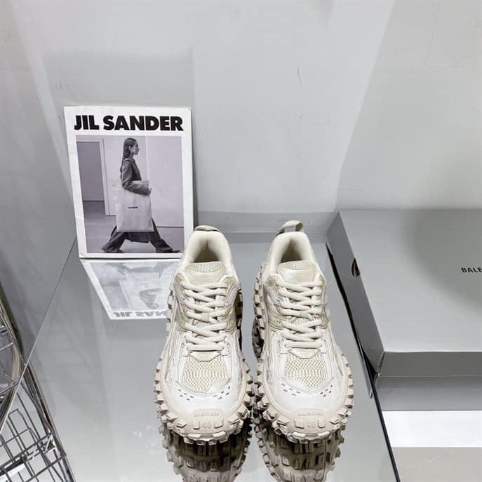 Ba*len*cia*ga men's defender trainers - bb228