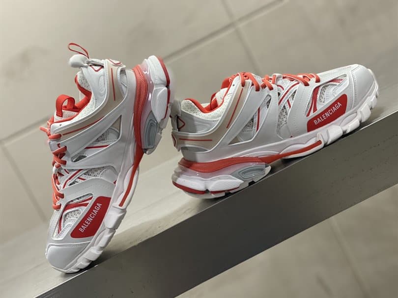 Ba*len*cia*ga men's track trainers - bb221