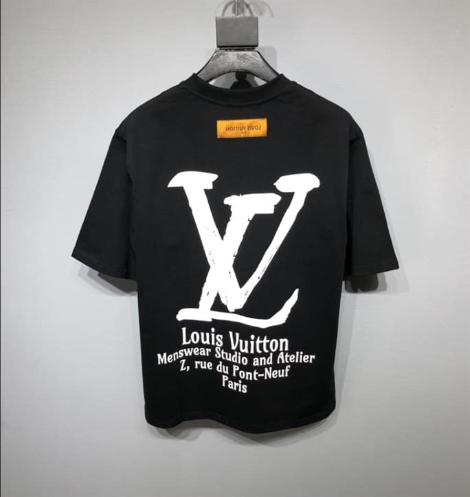 l0*is V*t0n t-shirt - lv37