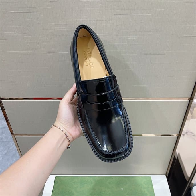 G*u*i loafers - ldg019
