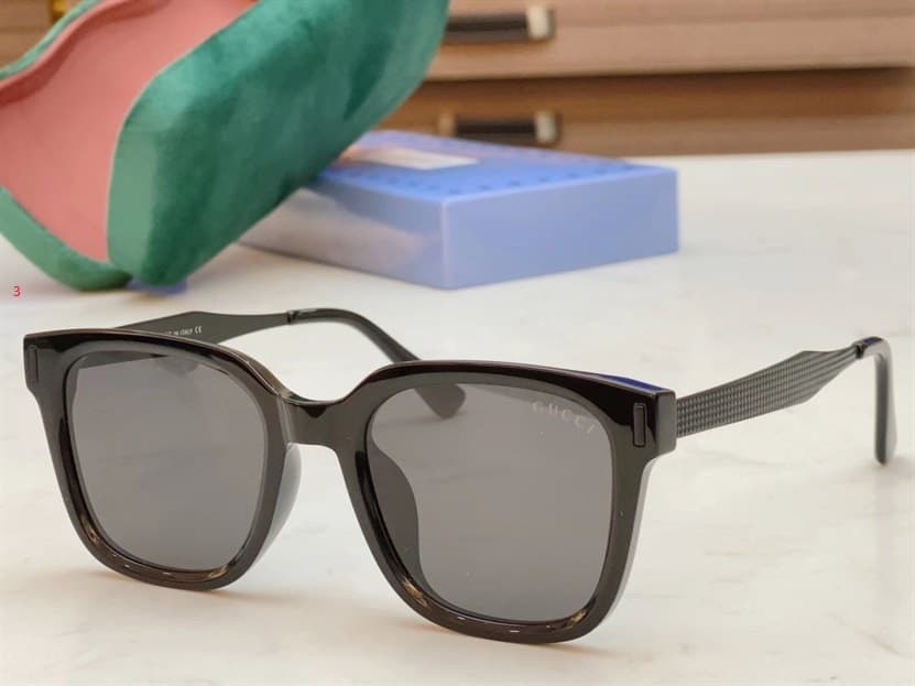 G*u*i sunglasses - gst16