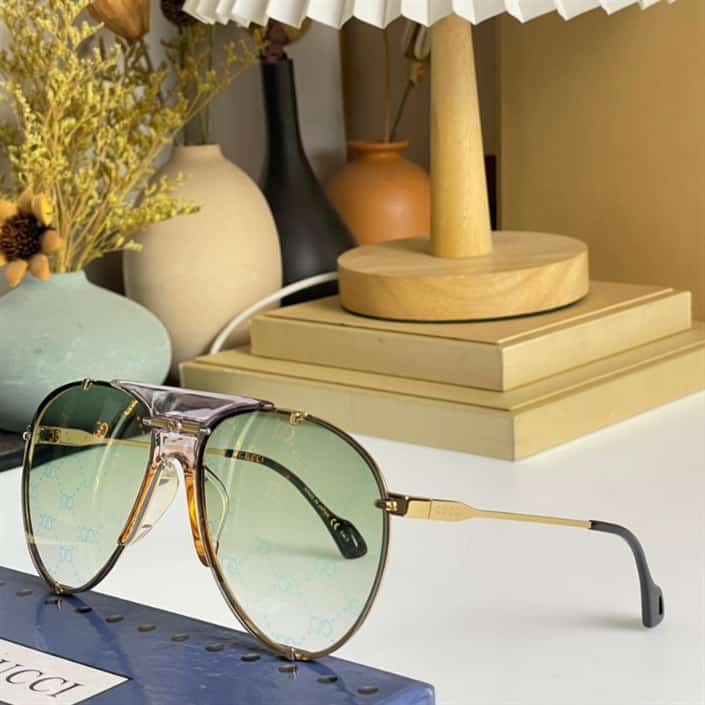 G*u*i sunglasses - gst23