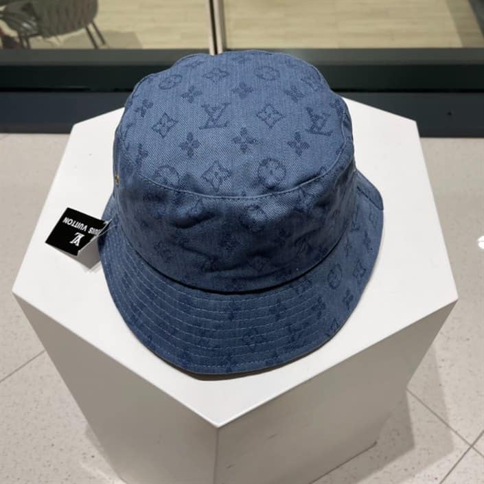 l0*is V*t0n bucket hat - lhc21