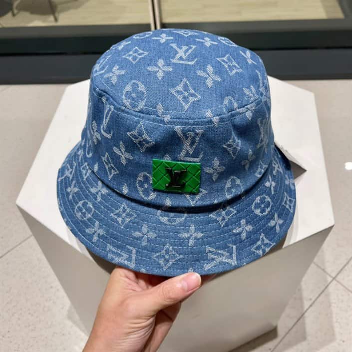 l0*is V*t0n bucket hat - lhc22