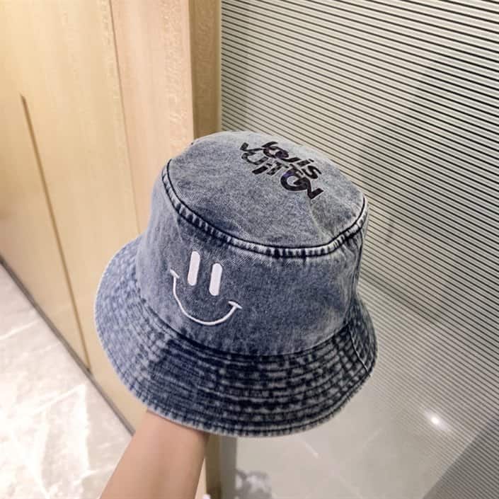 l0*is V*t0n bucket hat - lhc23