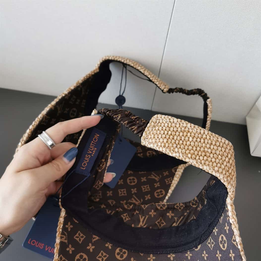 l0*is V*t0n visor - lhc15