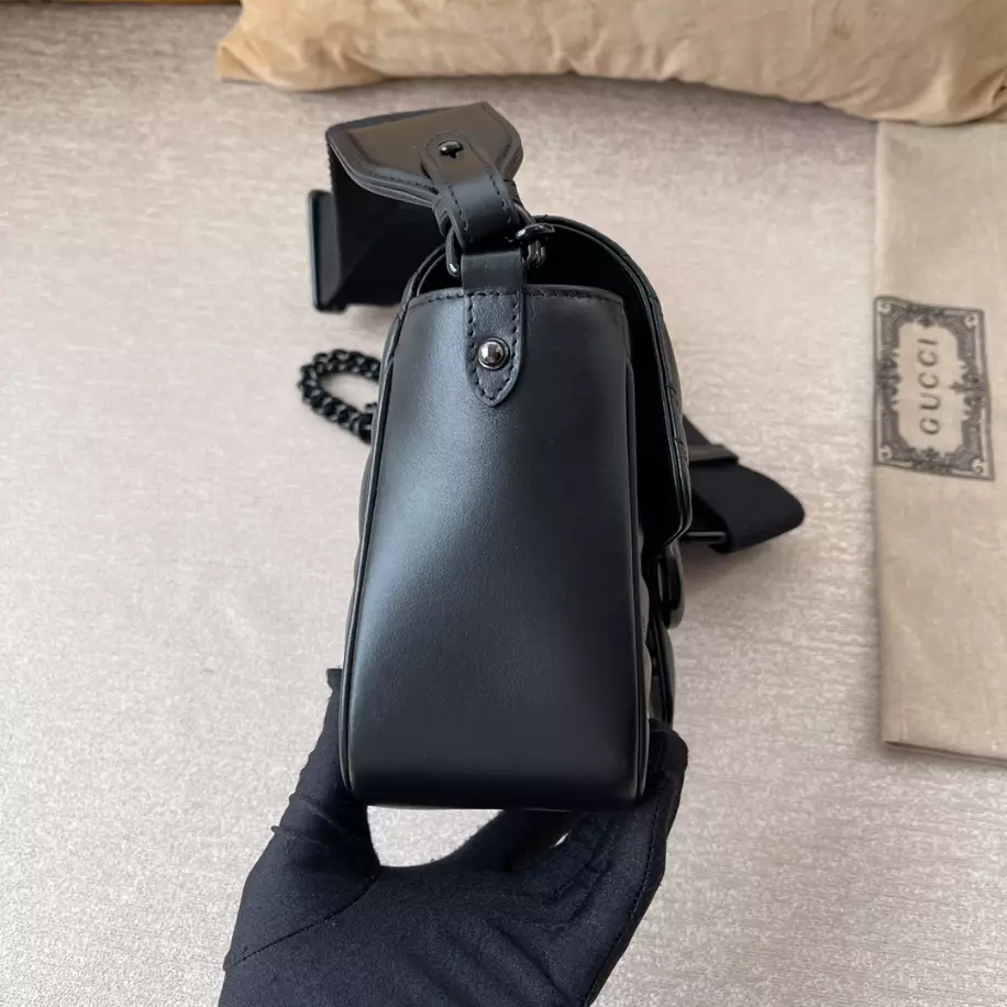 GG MARMONT MATELASSÉ SHOULDER BAG - GBC109