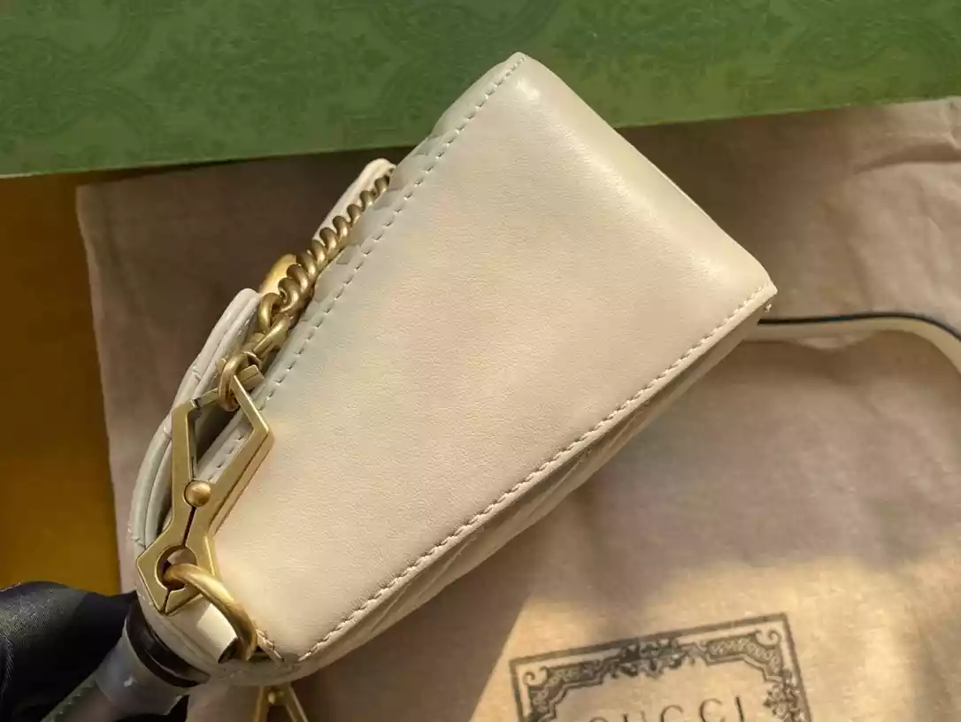 GG MARMONT MINI TOP HANDLE BAG - GBC093