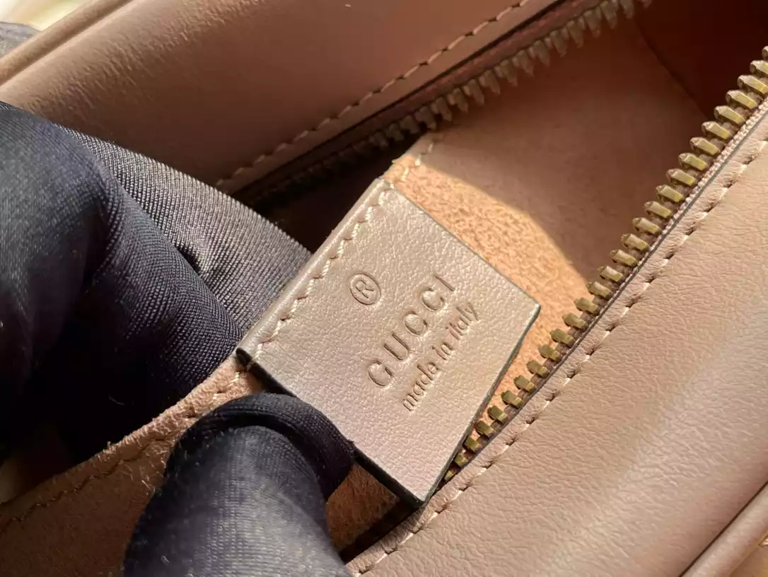 GG MARMONT SMALL SHOULDER BAG - GBC089