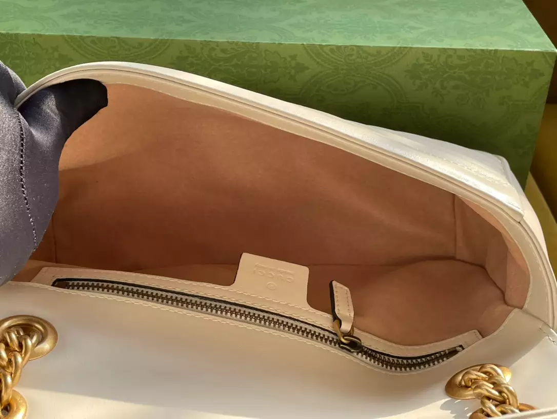 GG MARMONT SMALL SHOULDER BAG - GBC098