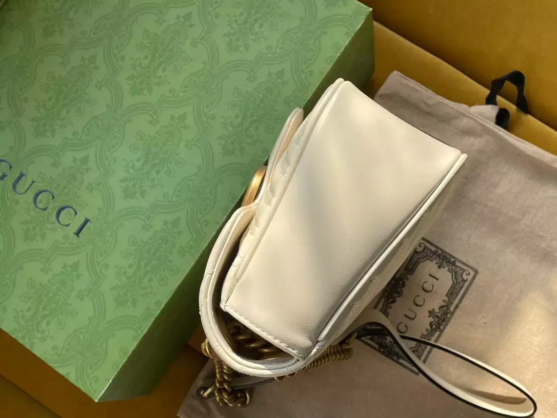 GG MARMONT SMALL SHOULDER BAG - GBC098